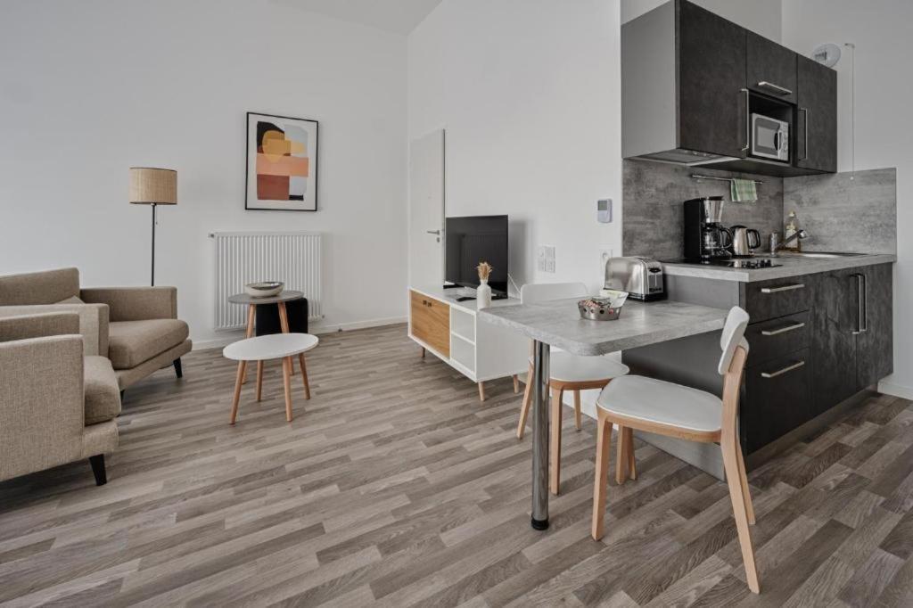 Domitys Le 225 Aparthotel Levallois-Perret Bagian luar foto